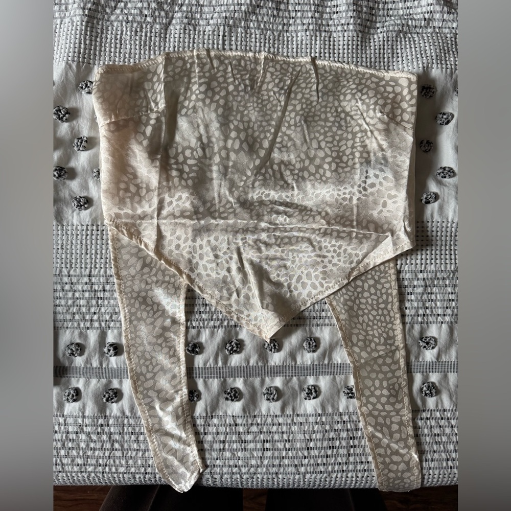 Brand new Tube top, tie in back